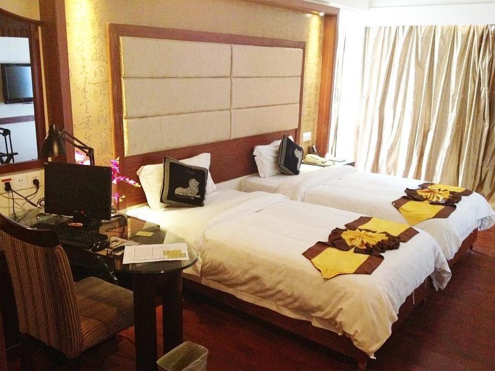 Harvest Seaview Hotel 싼야 외부 사진