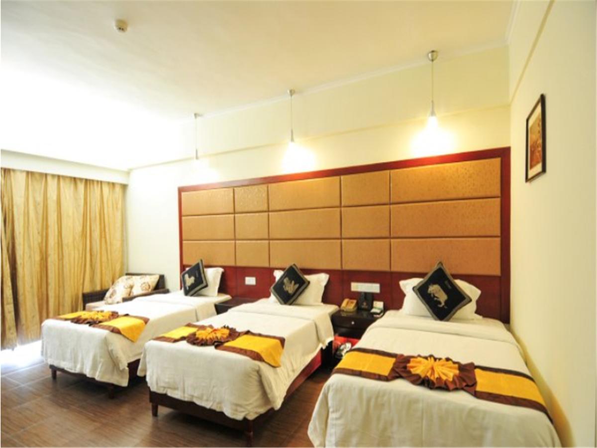 Harvest Seaview Hotel 싼야 외부 사진